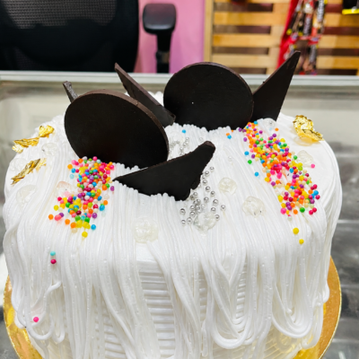 Classic White Chocolate Designer Cake