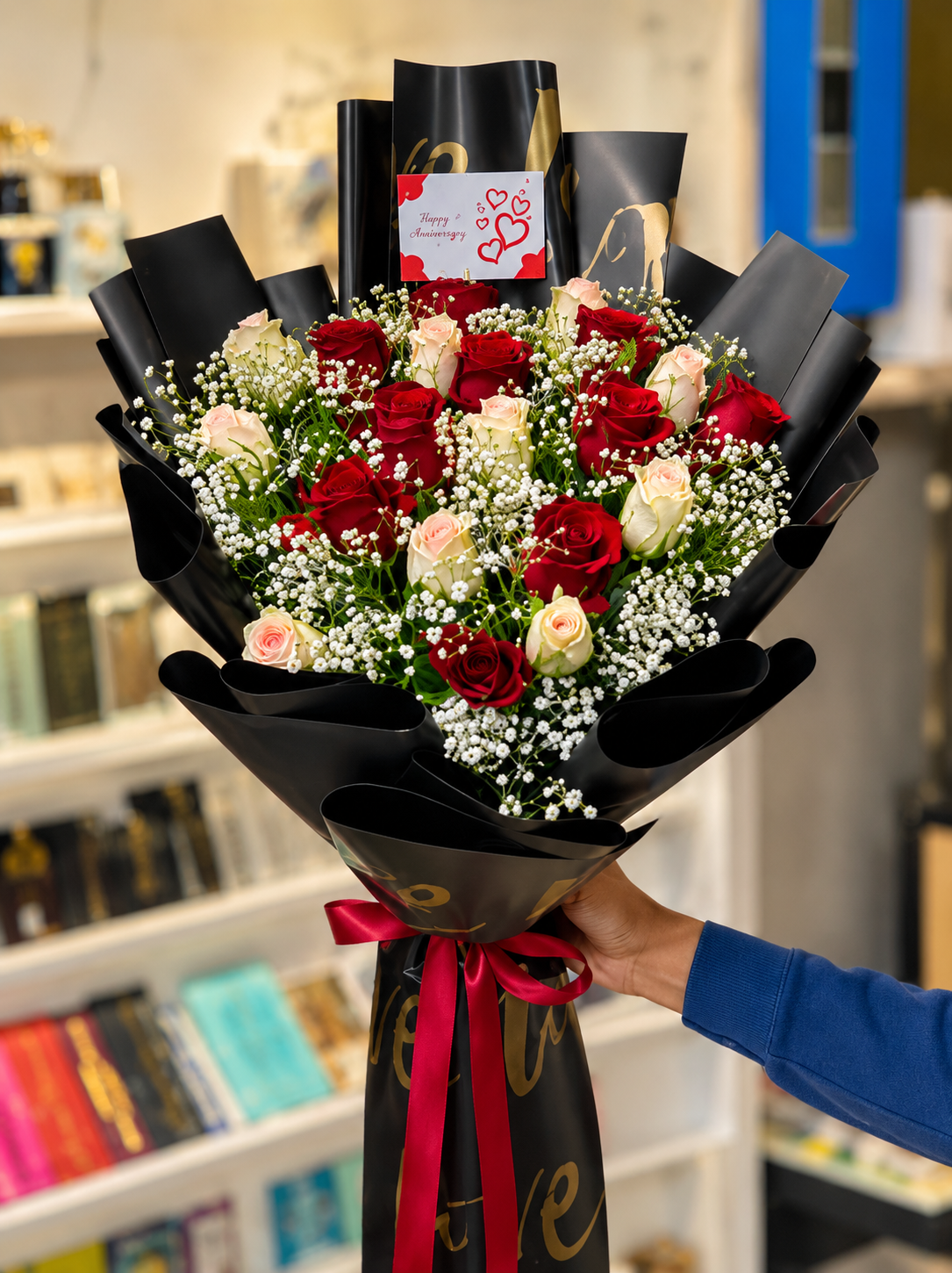 Red & Pink Rose Happy Anniversary Bouquet