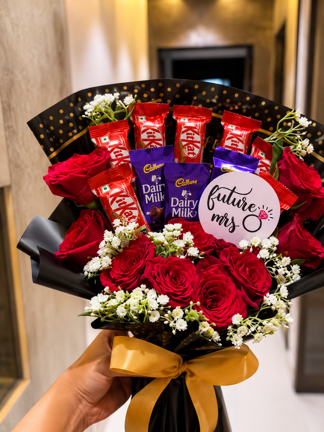 Feeling Celebration Premium Red Rose & Chocolate Bouquet – Cadbury Dairy Milk & KitKat