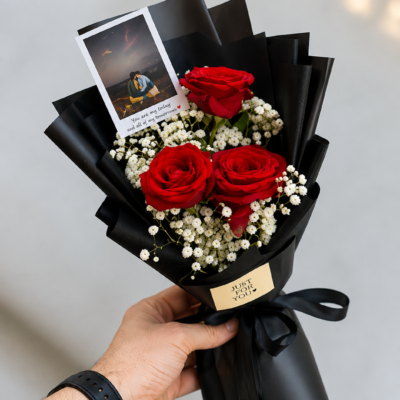 3 Red Roses Premium Bouquet with Baby’s Breath
