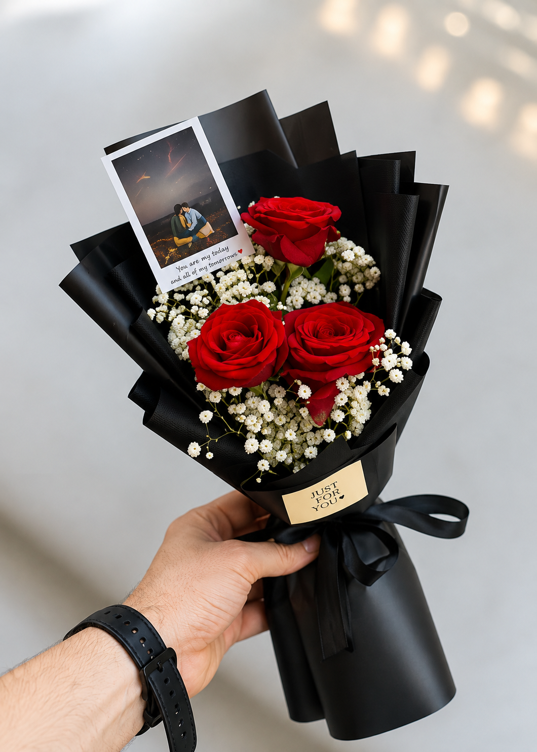 3 Red Roses Premium Bouquet with Baby’s Breath