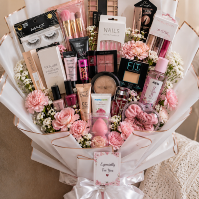 Premium Makeup & Beauty Gift Bouquet – 20+ Items | Luxury Gift for Her